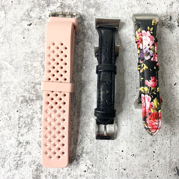 Bundle of 6 Charge 4 Fitbit Bands - Picture 2 of 6